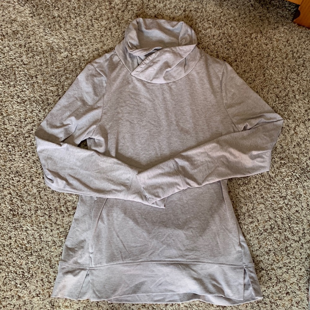 Apana workout shirt